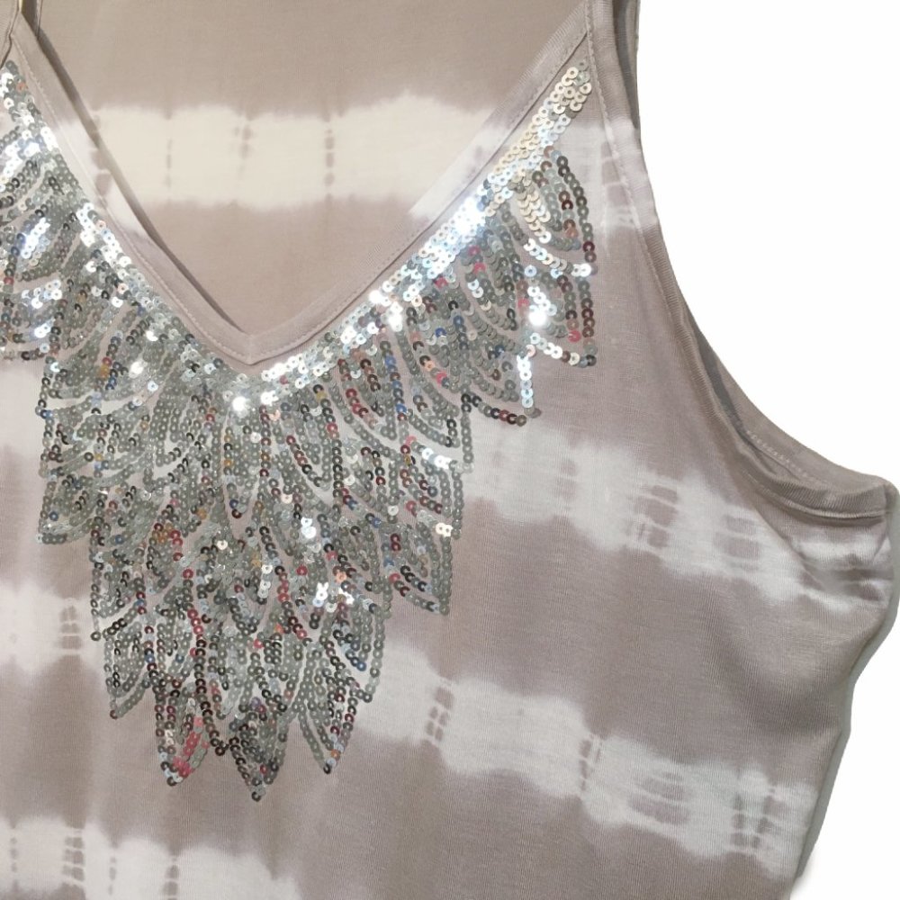 INC V-Neck Top Silver Sequin Gray Tie Dye Tank Stretch Large NEW - Picture 3 of 6